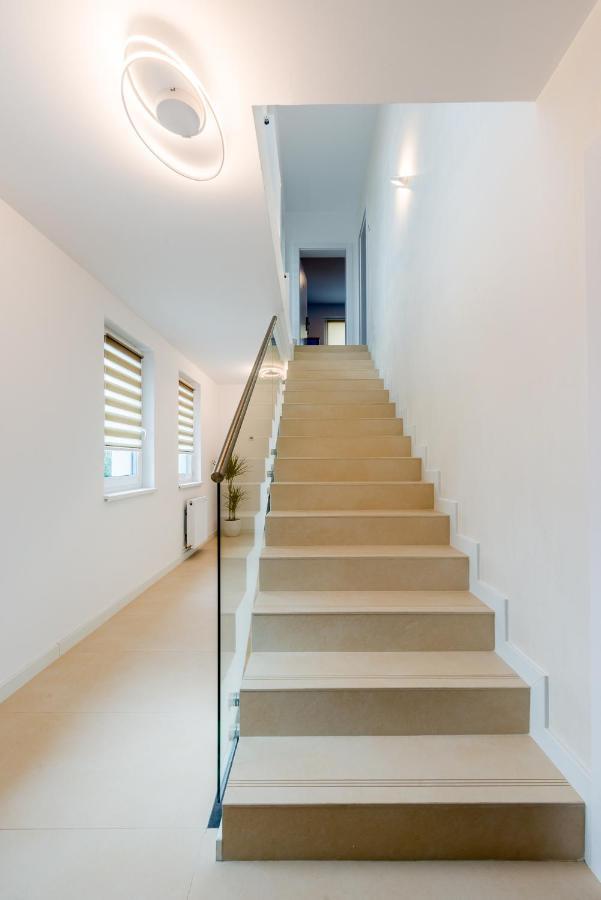 Sarmihouse Aparthotel คลูจ-นาโปกา ภายนอก รูปภาพ