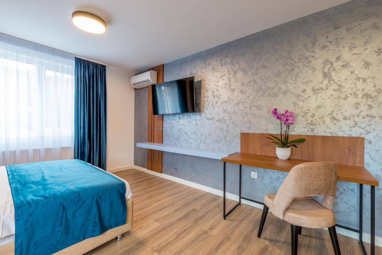 Sarmihouse Aparthotel คลูจ-นาโปกา ภายนอก รูปภาพ