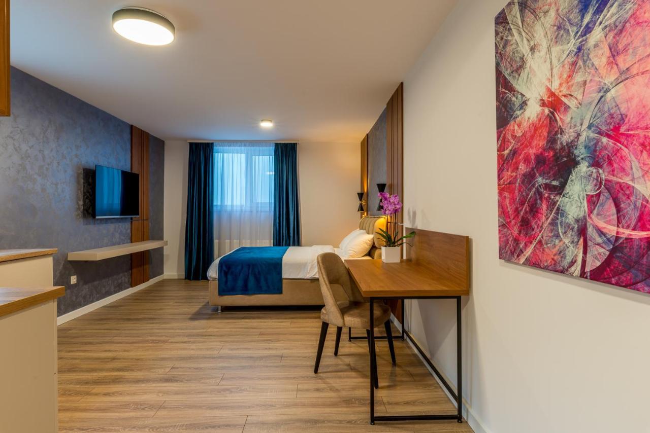 Sarmihouse Aparthotel คลูจ-นาโปกา ภายนอก รูปภาพ