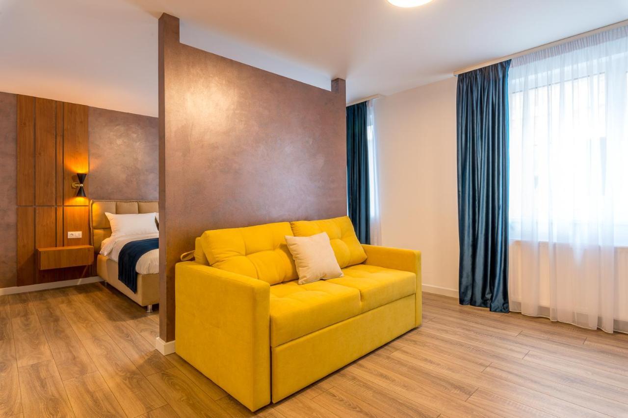 Sarmihouse Aparthotel คลูจ-นาโปกา ภายนอก รูปภาพ