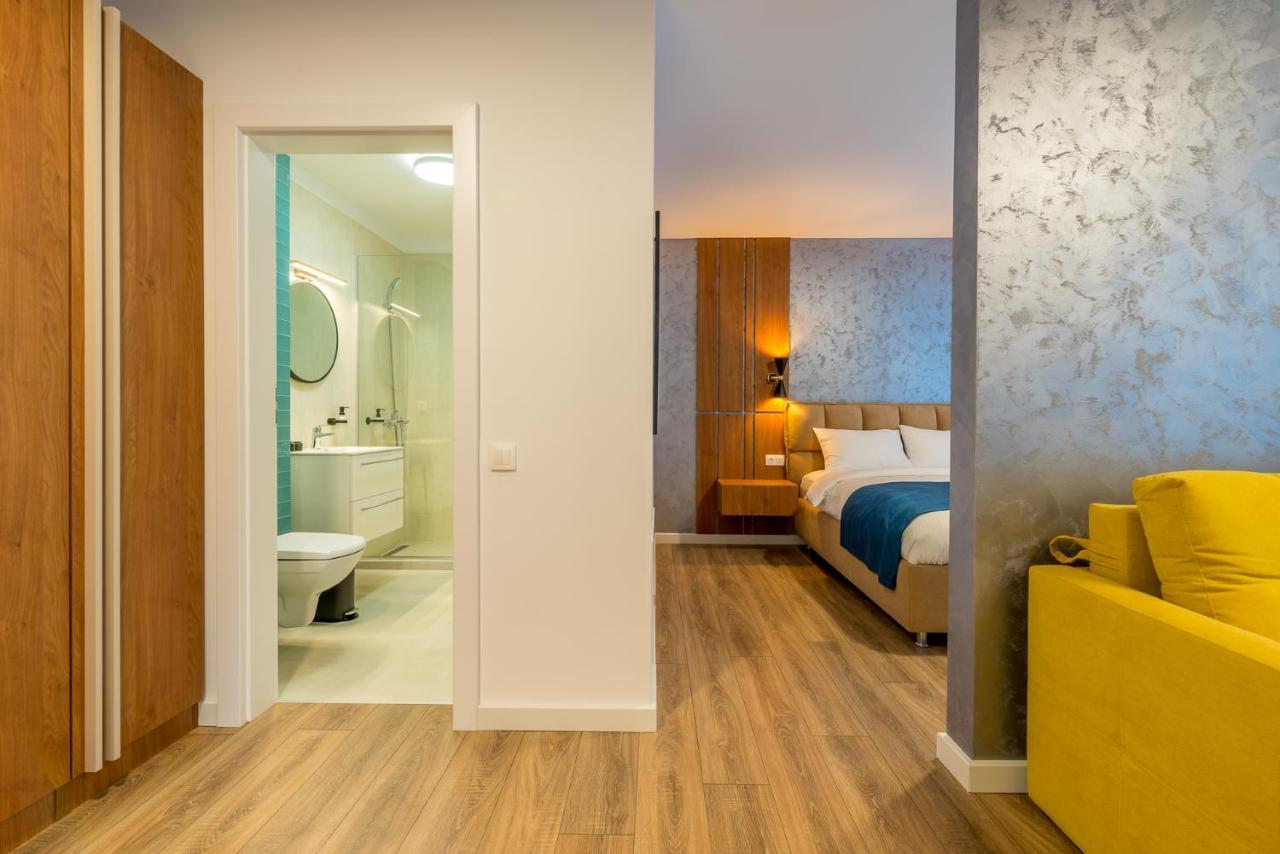 Sarmihouse Aparthotel คลูจ-นาโปกา ภายนอก รูปภาพ