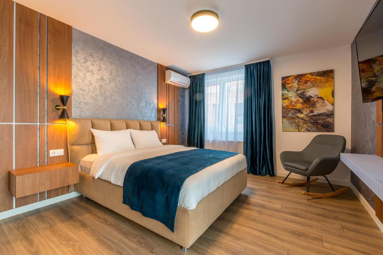 Sarmihouse Aparthotel คลูจ-นาโปกา ภายนอก รูปภาพ