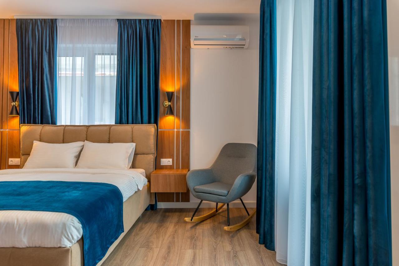 Sarmihouse Aparthotel คลูจ-นาโปกา ภายนอก รูปภาพ