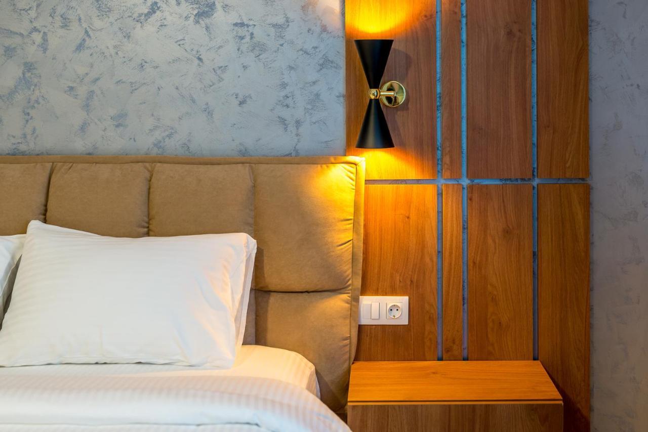 Sarmihouse Aparthotel คลูจ-นาโปกา ภายนอก รูปภาพ