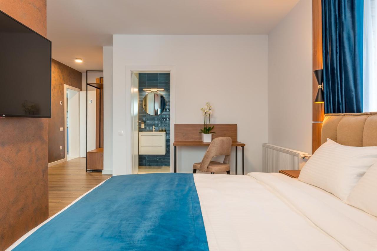 Sarmihouse Aparthotel คลูจ-นาโปกา ภายนอก รูปภาพ
