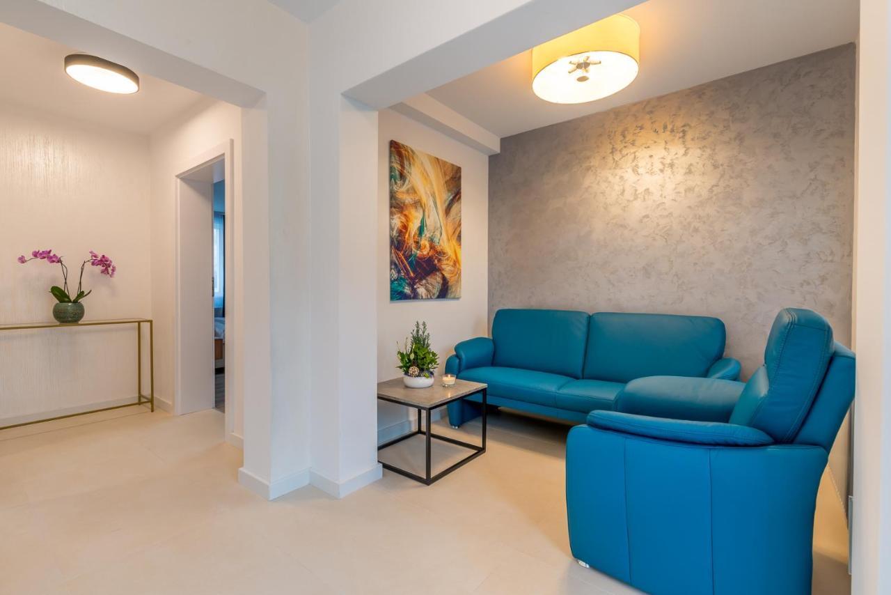 Sarmihouse Aparthotel คลูจ-นาโปกา ภายนอก รูปภาพ