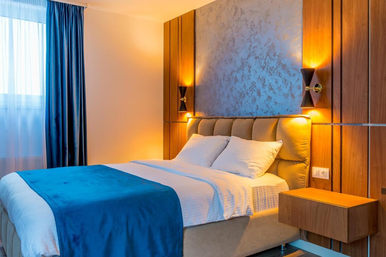 Sarmihouse Aparthotel คลูจ-นาโปกา ภายนอก รูปภาพ