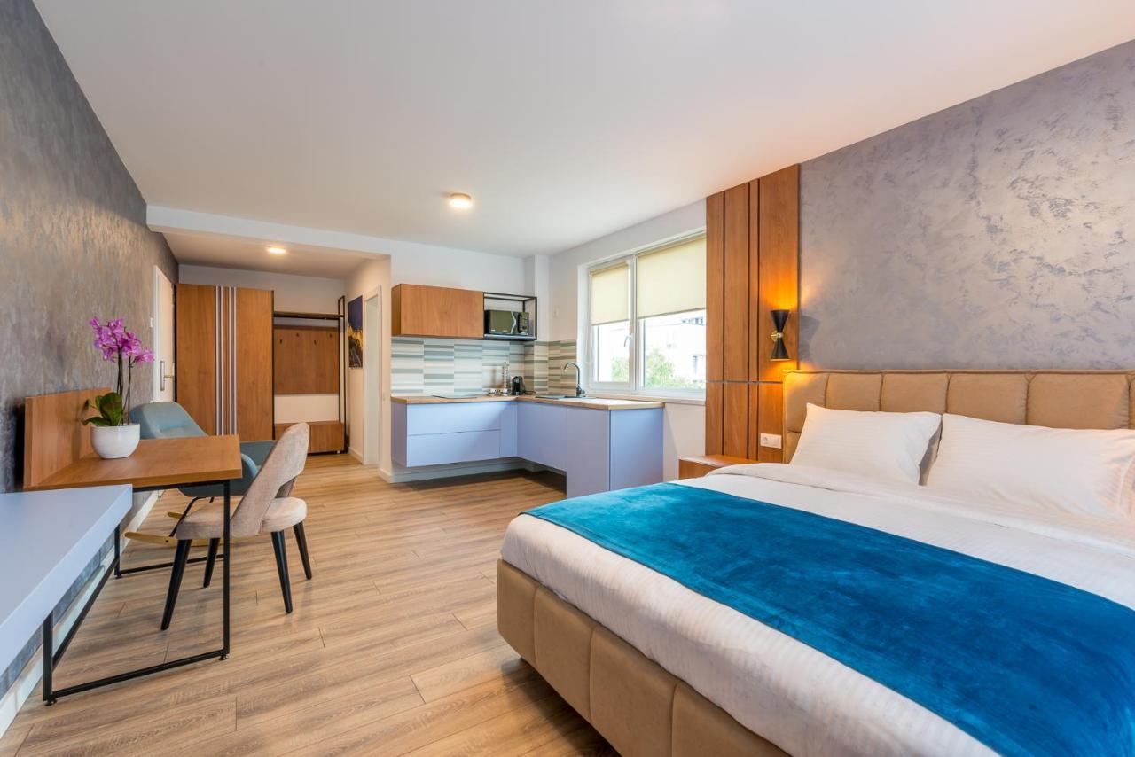 Sarmihouse Aparthotel คลูจ-นาโปกา ภายนอก รูปภาพ