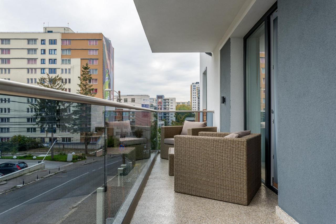 Sarmihouse Aparthotel คลูจ-นาโปกา ภายนอก รูปภาพ