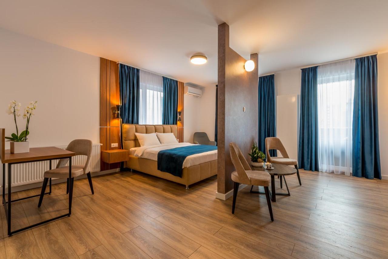Sarmihouse Aparthotel คลูจ-นาโปกา ภายนอก รูปภาพ