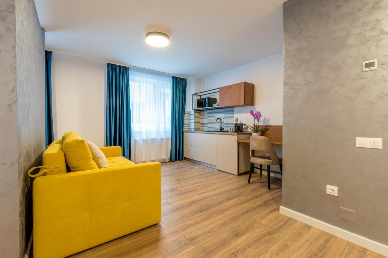 Sarmihouse Aparthotel คลูจ-นาโปกา ภายนอก รูปภาพ