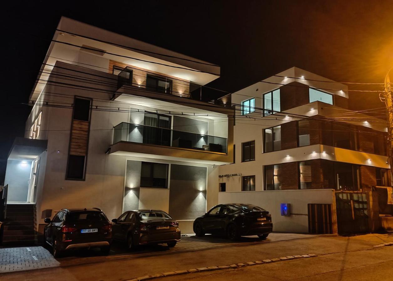 Sarmihouse Aparthotel คลูจ-นาโปกา ภายนอก รูปภาพ